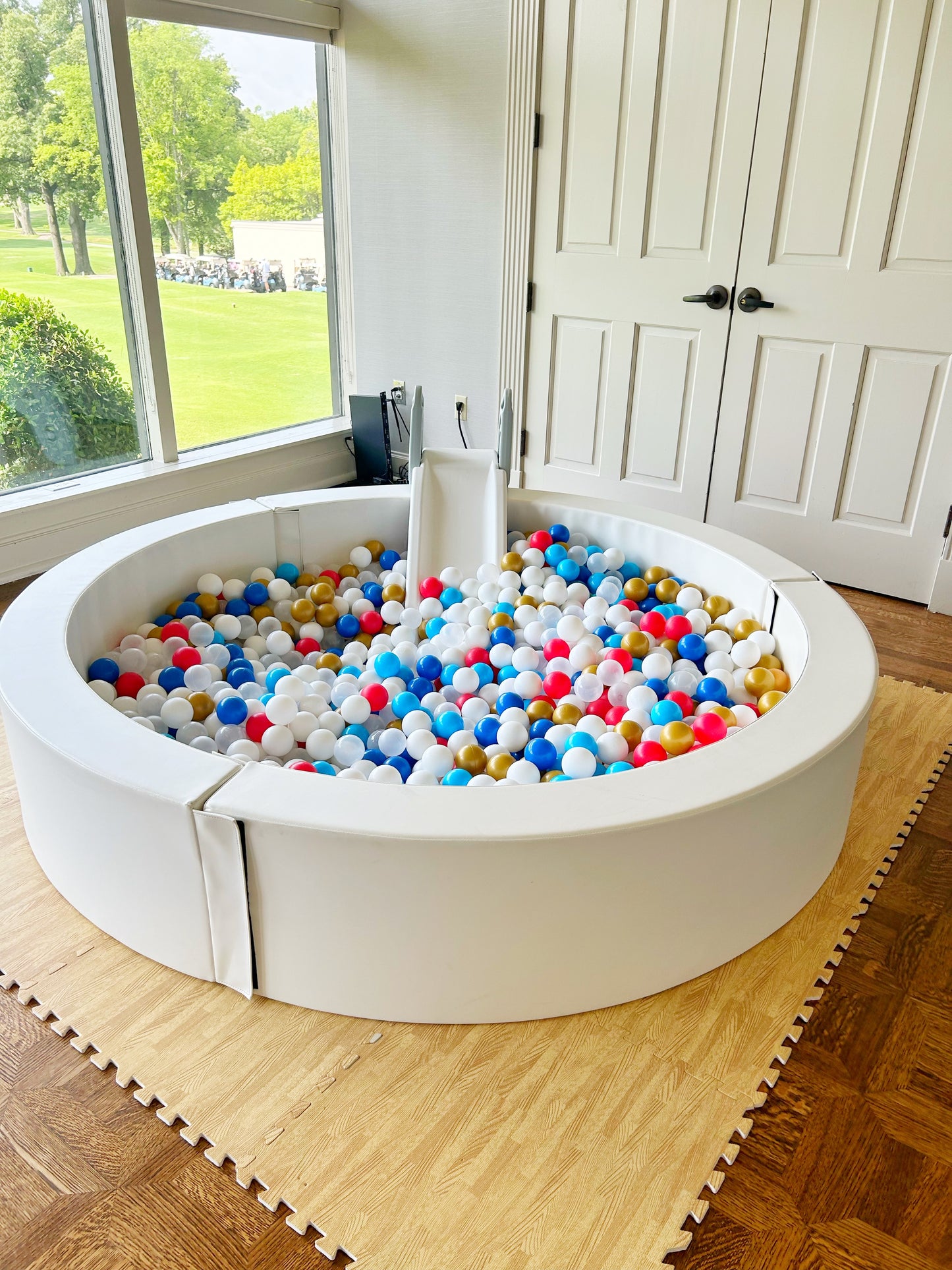 7ft Round Ball Pit